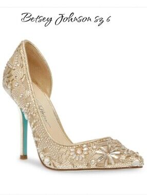 Blue by Betsey Johnson SB-CHIC Rhinestone D'Orsay Pump Light Gold Sz 6